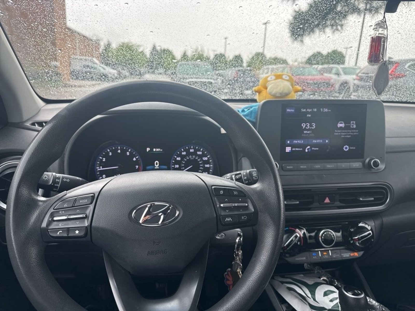 Used 2022 Hyundai Kona SE image 11
