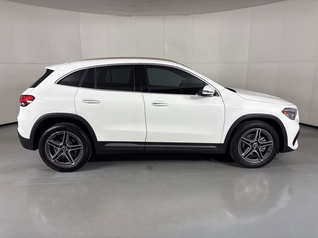 Used 2023 Mercedes-Benz GLA 250 4MATIC image 9