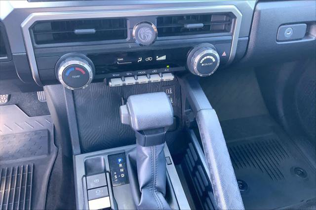 Certified 2025 Toyota 4Runner SR5 AWD/4WD image 35