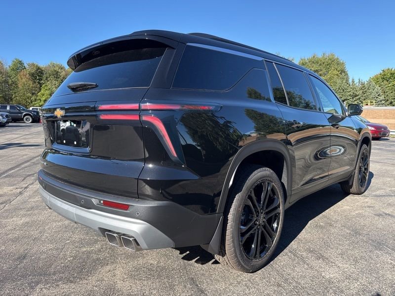 New 2026 Chevrolet Traverse LT w/ Driver Confidence Package image 3