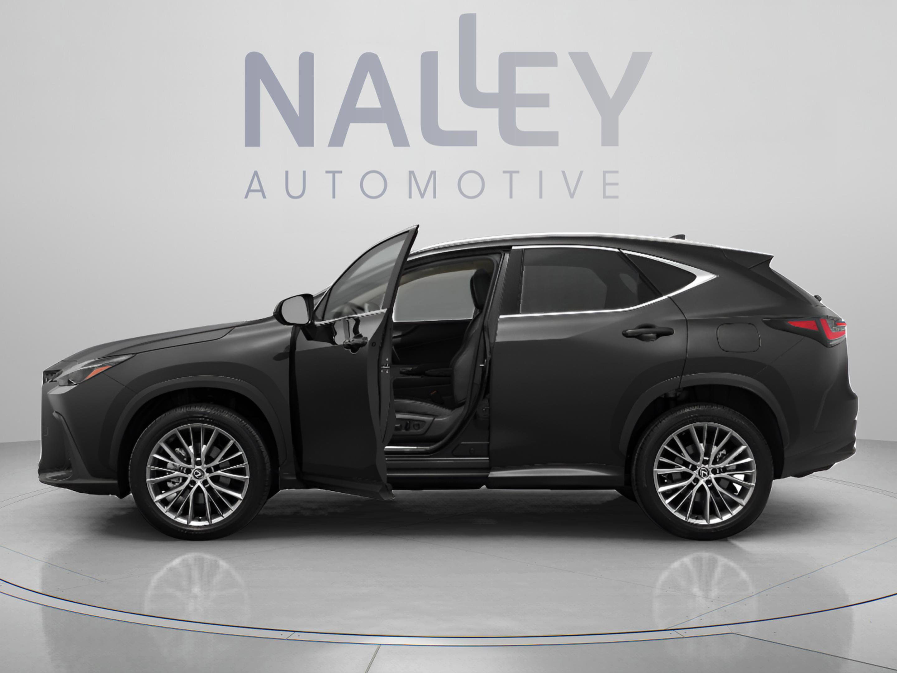 Used 2025 Lexus NX 250 FWD w/ Towing Package (2000 Lbs) image 6