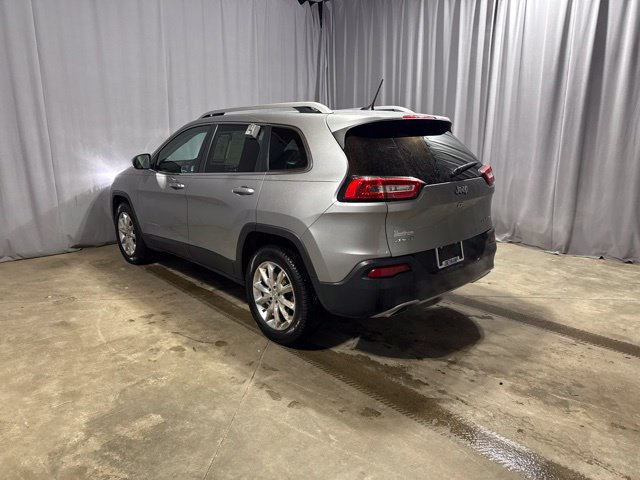 Used 2015 Jeep Cherokee Limited AWD/4WD image 34