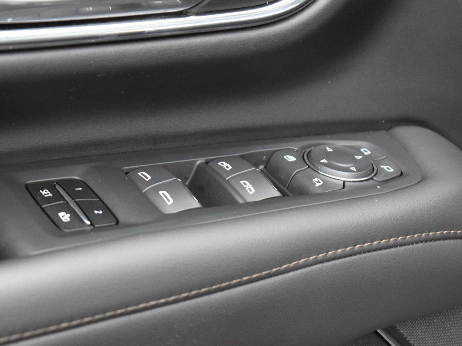 Used 2023 Chevrolet Tahoe High Country w/ Premium Package 2 image 14