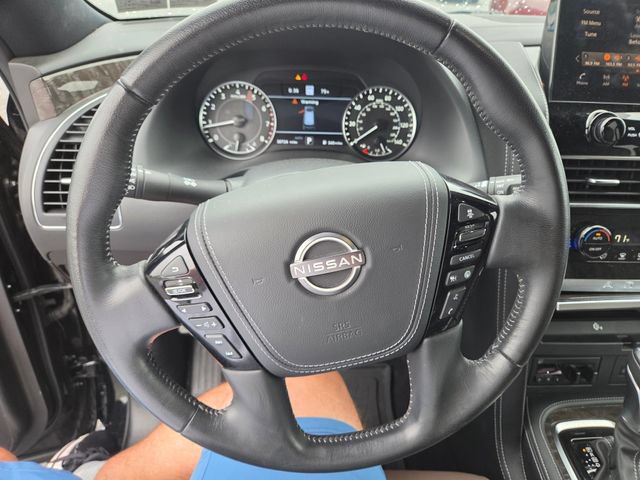 Used 2023 Nissan Armada Platinum w/ Captain's Chairs Package AWD/4WD image 3