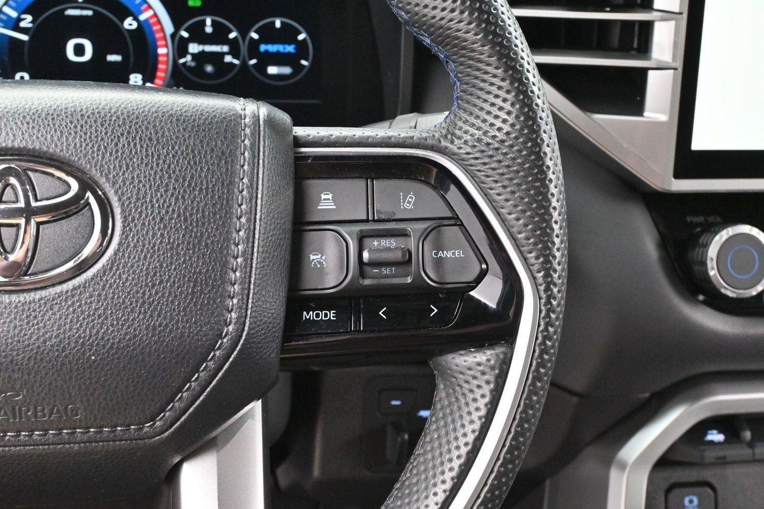 Used 2024 Toyota Tundra Platinum AWD/4WD image 16