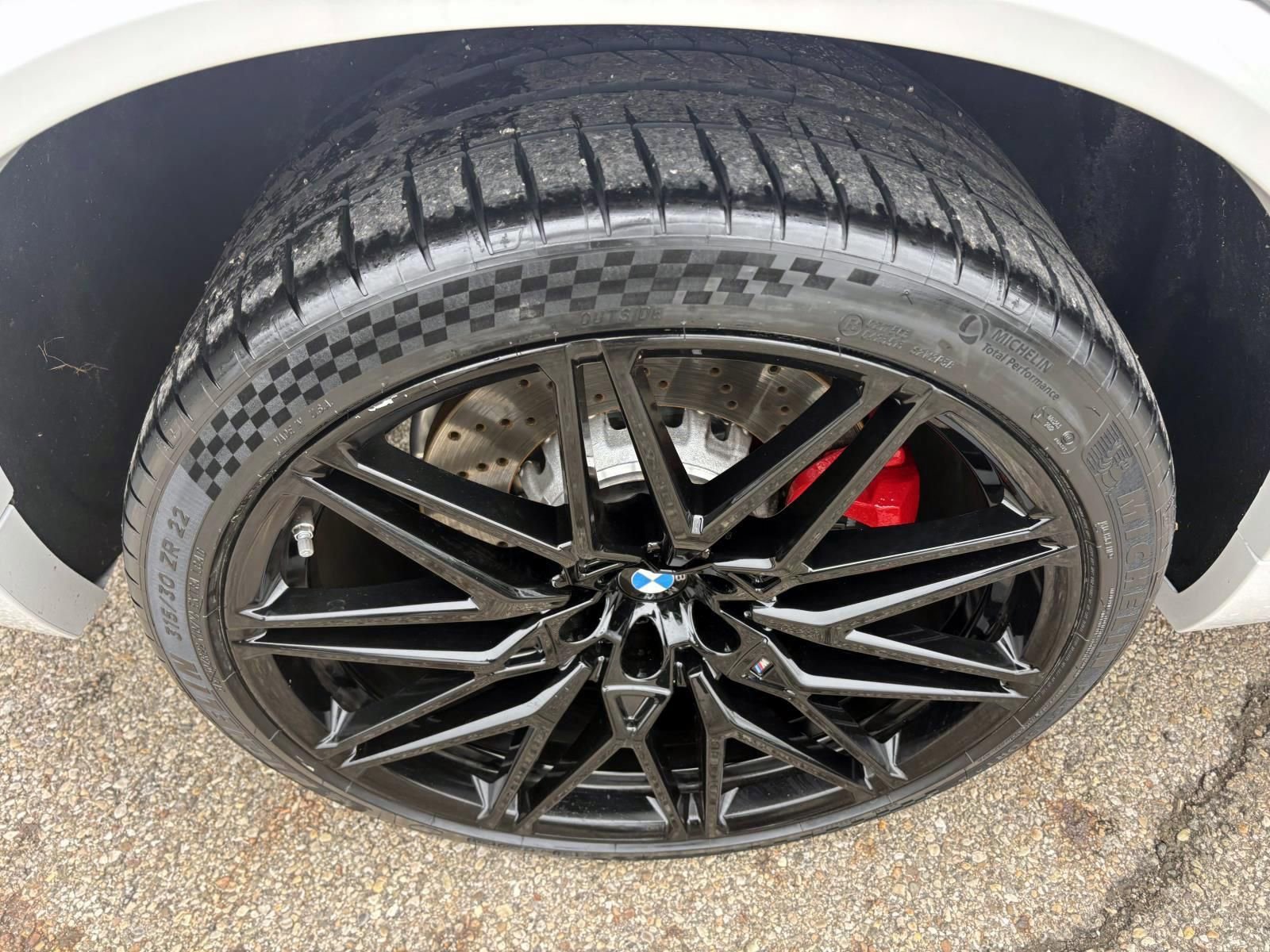 Used 2025 BMW X5 M Competition w/ Executive Package image 10