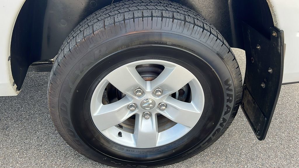 Used 2019 RAM 1500 ST image 33