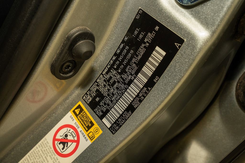 Used 2019 Toyota Highlander Limited image 23