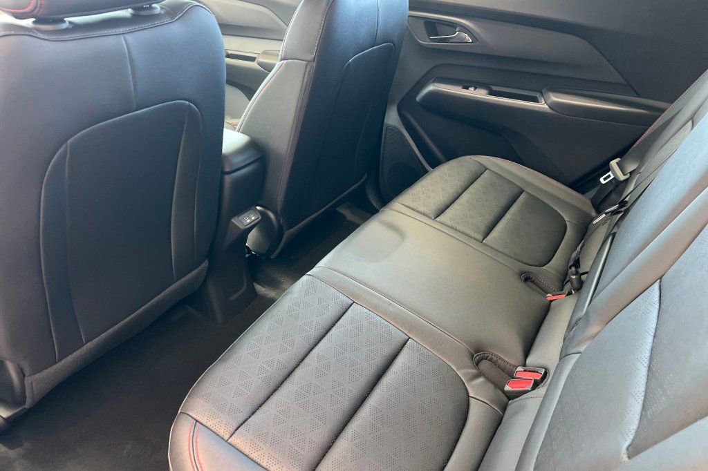 New 2027 Chevrolet Bolt RS w/ Technology Package FWD image 9