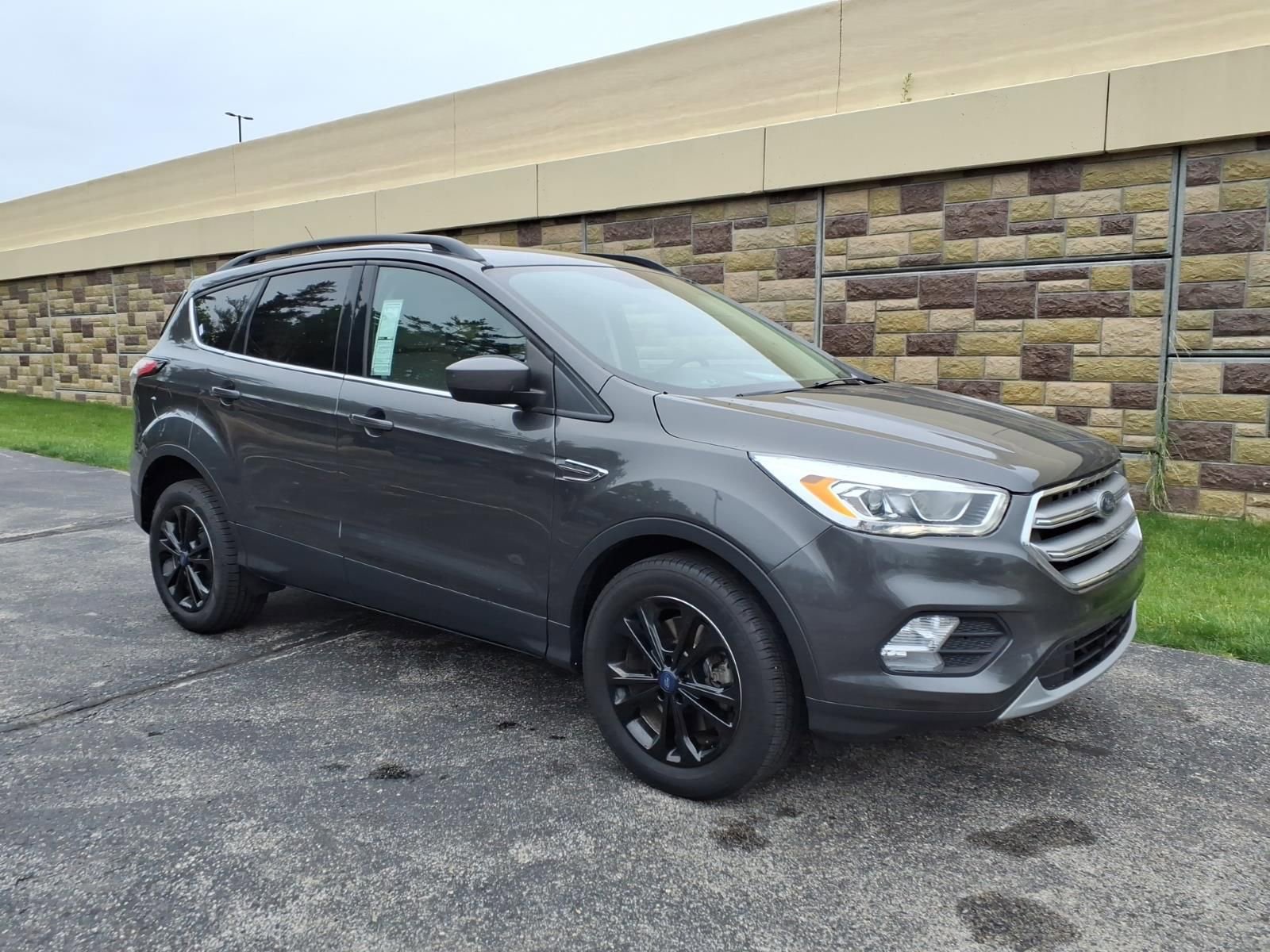 Used 2017 Ford Escape SE w/ Equipment Group 201A