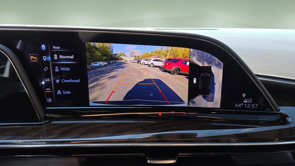 Certified 2022 Cadillac Escalade Sport Platinum w/ LPO, ONYX Package image 19