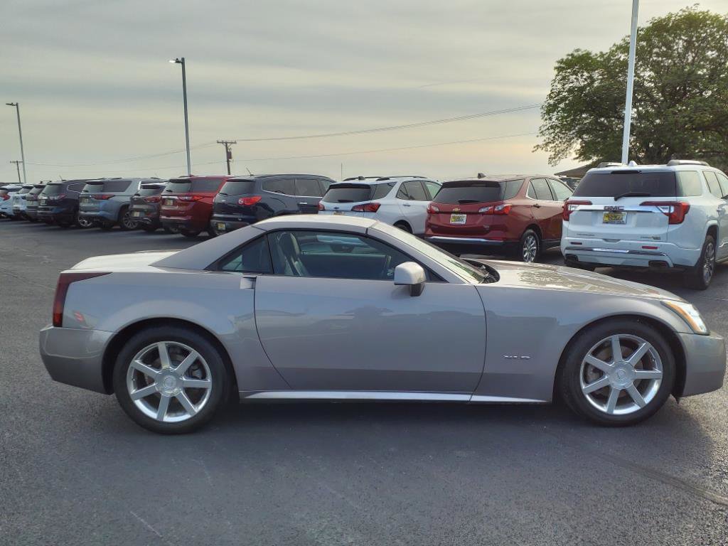 Used 2005 Cadillac XLR image 14