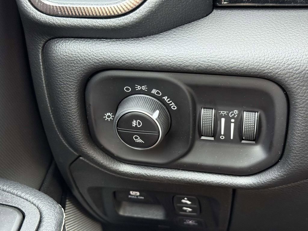 New 2026 RAM 1500 Rebel w/ Rebel Level 2 Equipment Group AWD/4WD image 26