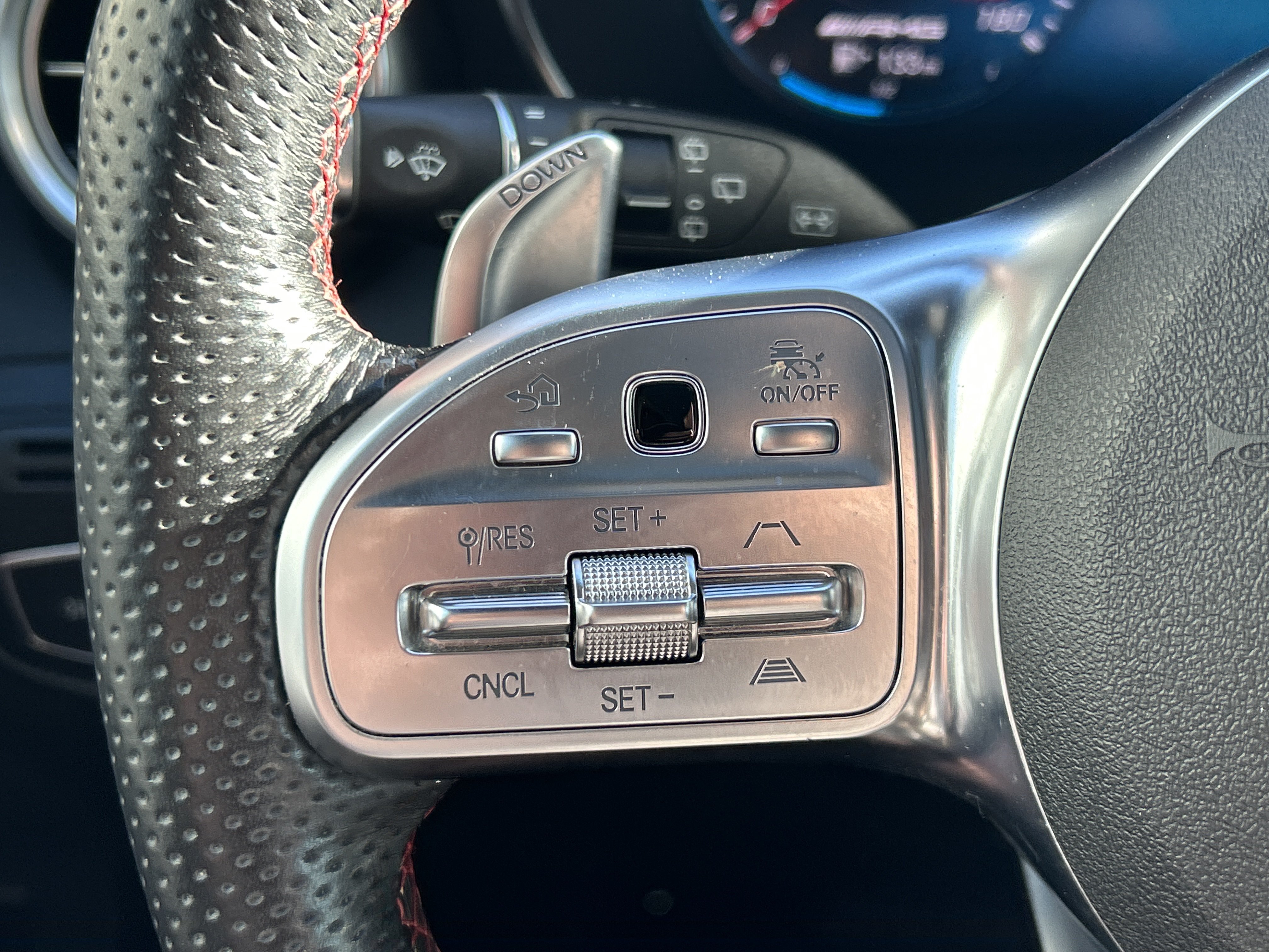 Certified 2021 Mercedes-Benz GLC 43 AMG 4MATIC image 38