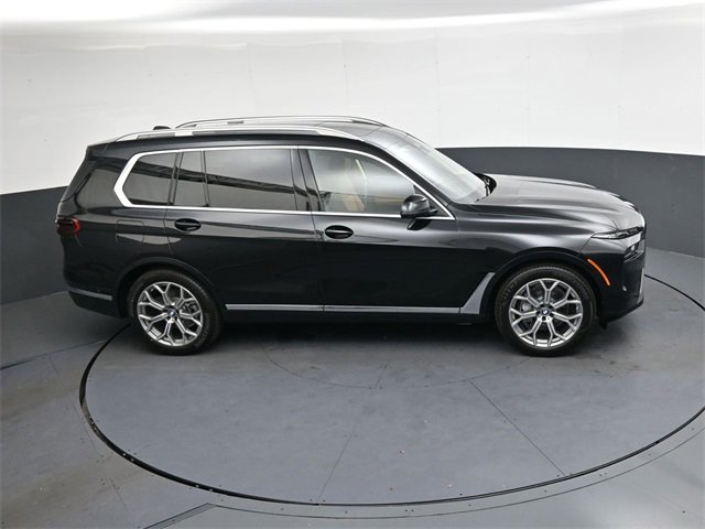 New 2026 BMW X7 xDrive40i image 17