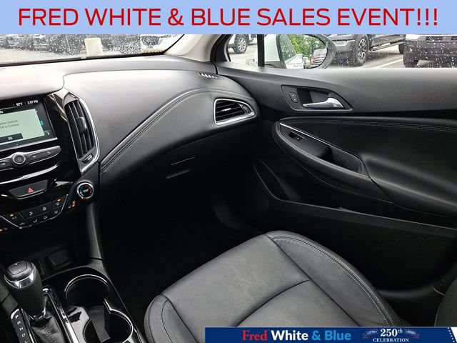 Used 2018 Chevrolet Cruze Premier FWD image 16