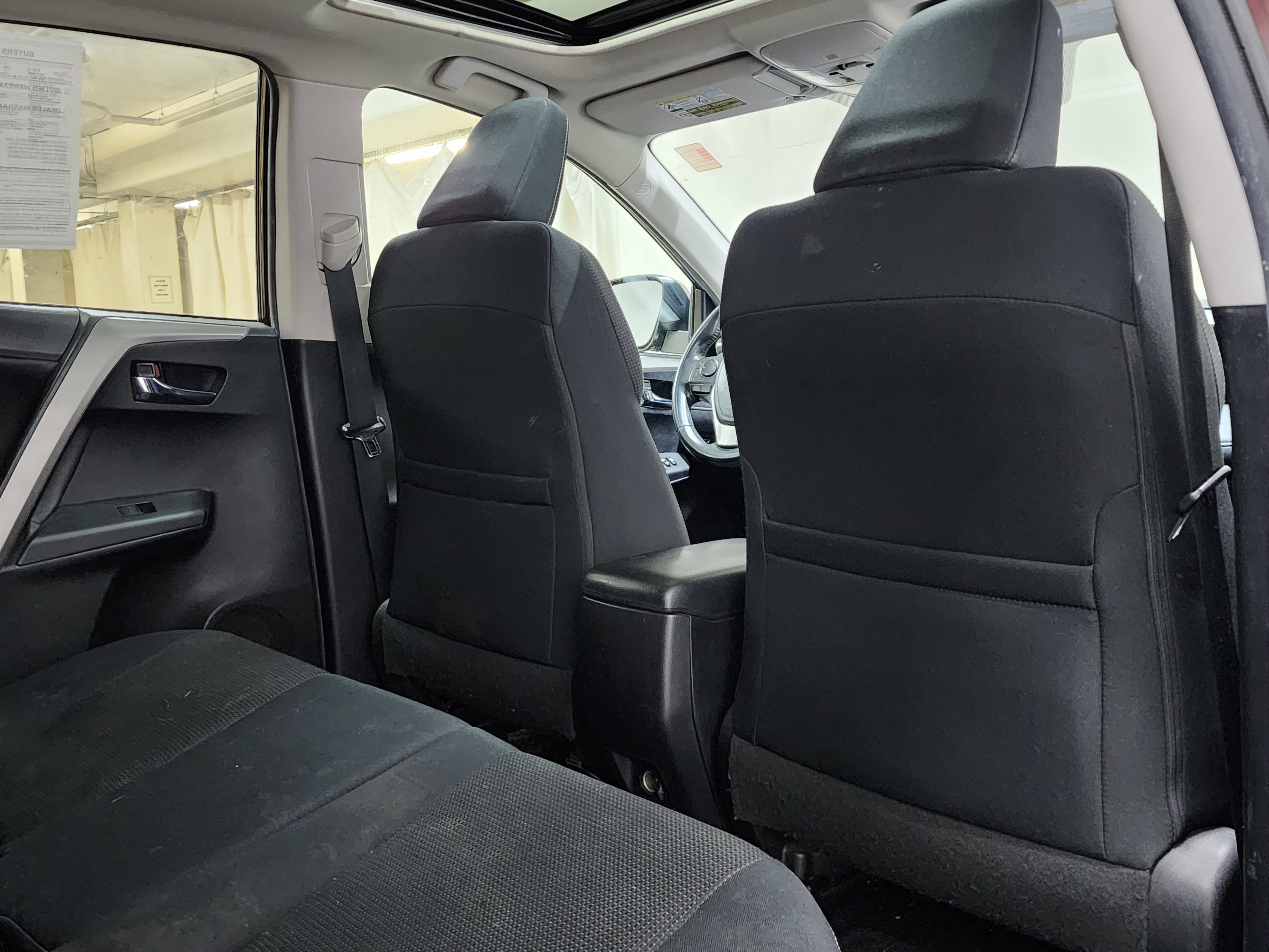 Used 2016 Toyota RAV4 XLE w/ Convenience Package image 16