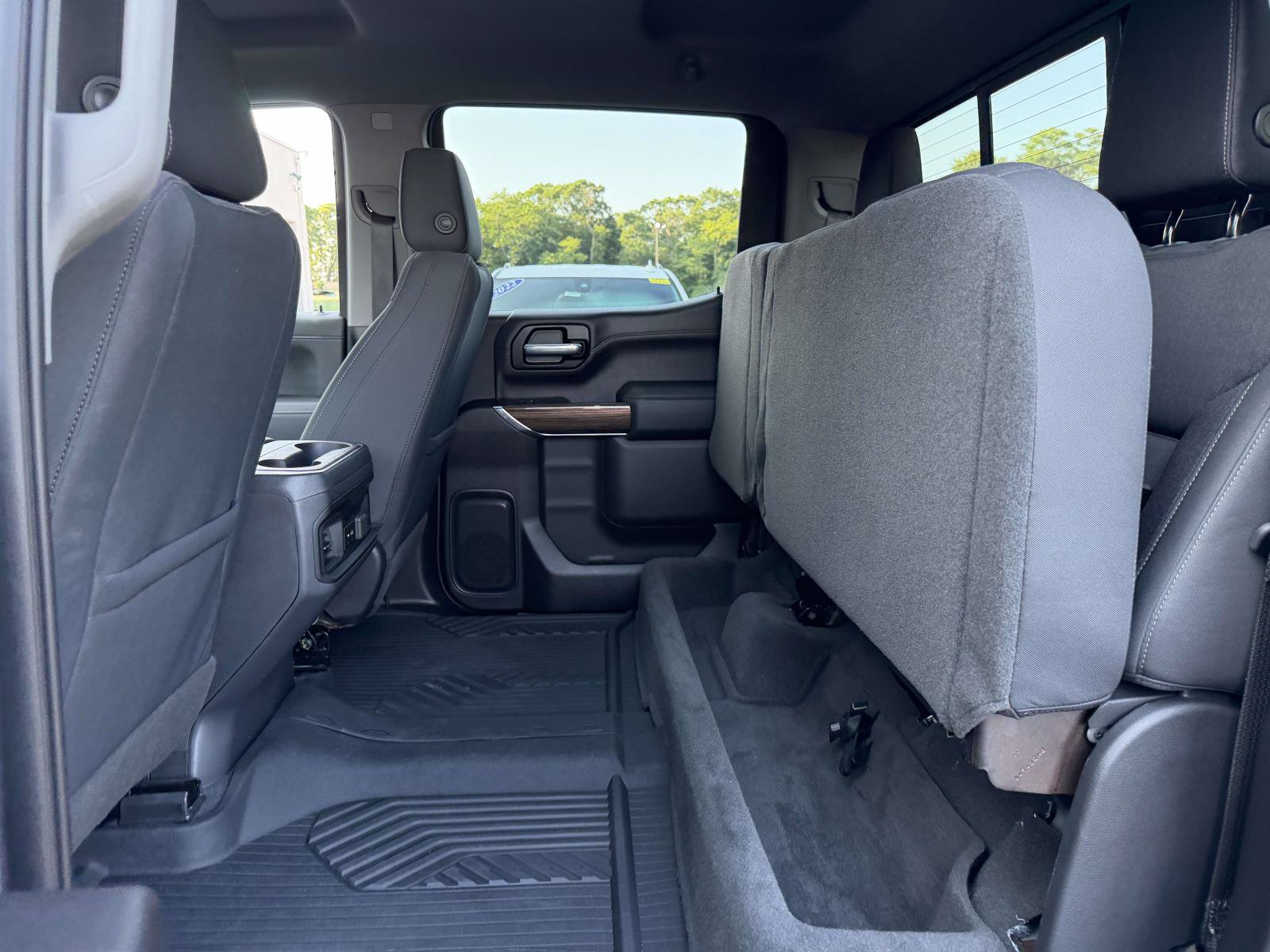 Used 2020 Chevrolet Silverado 1500 RST AWD/4WD image 13
