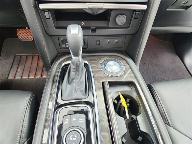 Used 2024 Nissan Armada Platinum w/ Cargo Package image 28