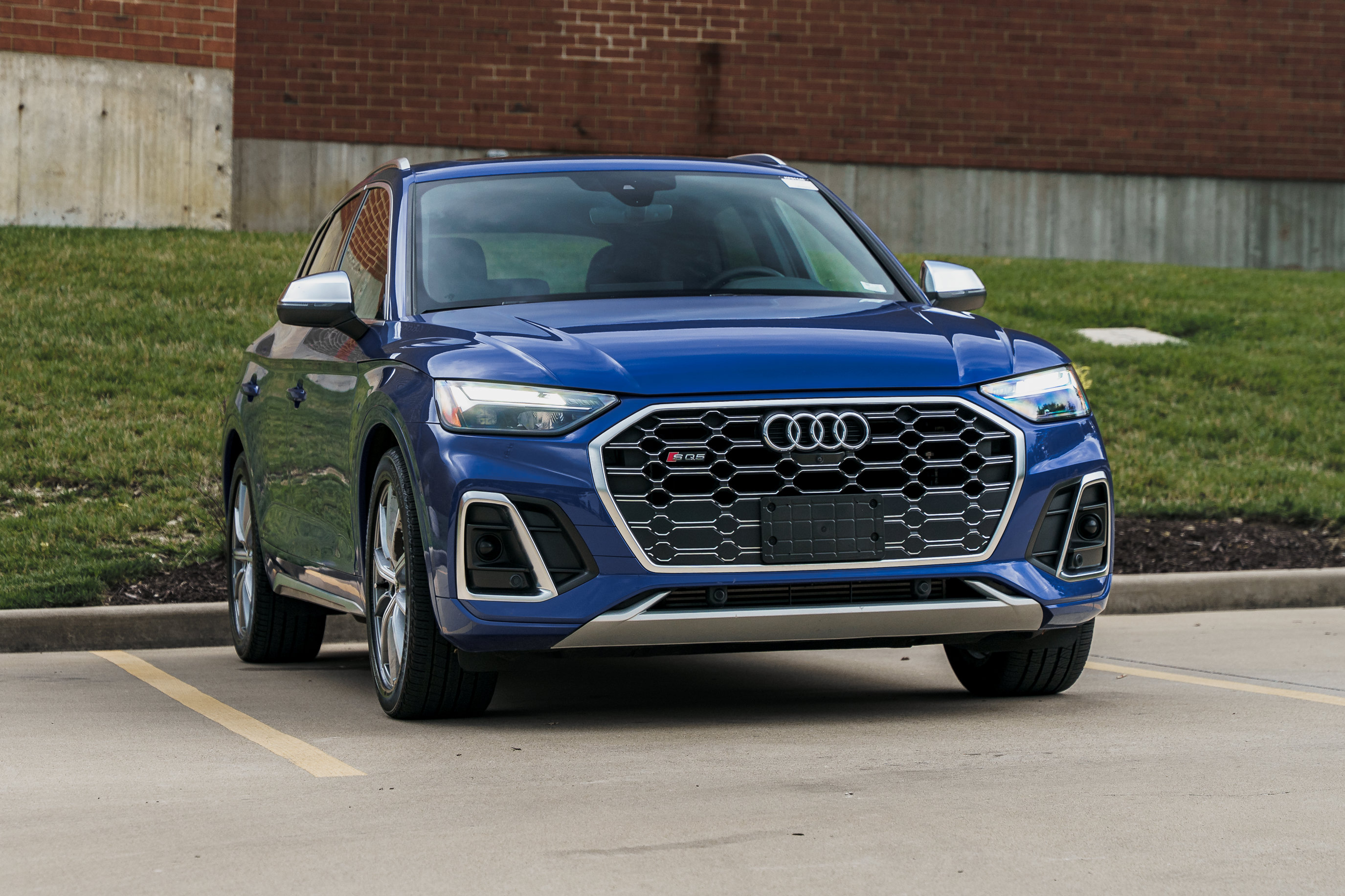 Used 2024 Audi SQ5 Premium Plus w/ Premium Plus Package AWD/4WD image 1