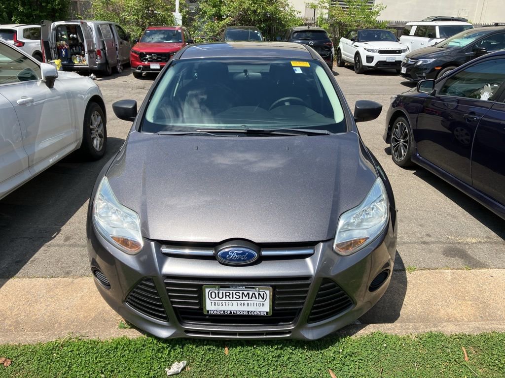 Used 2012 Ford Focus S FWD image 2