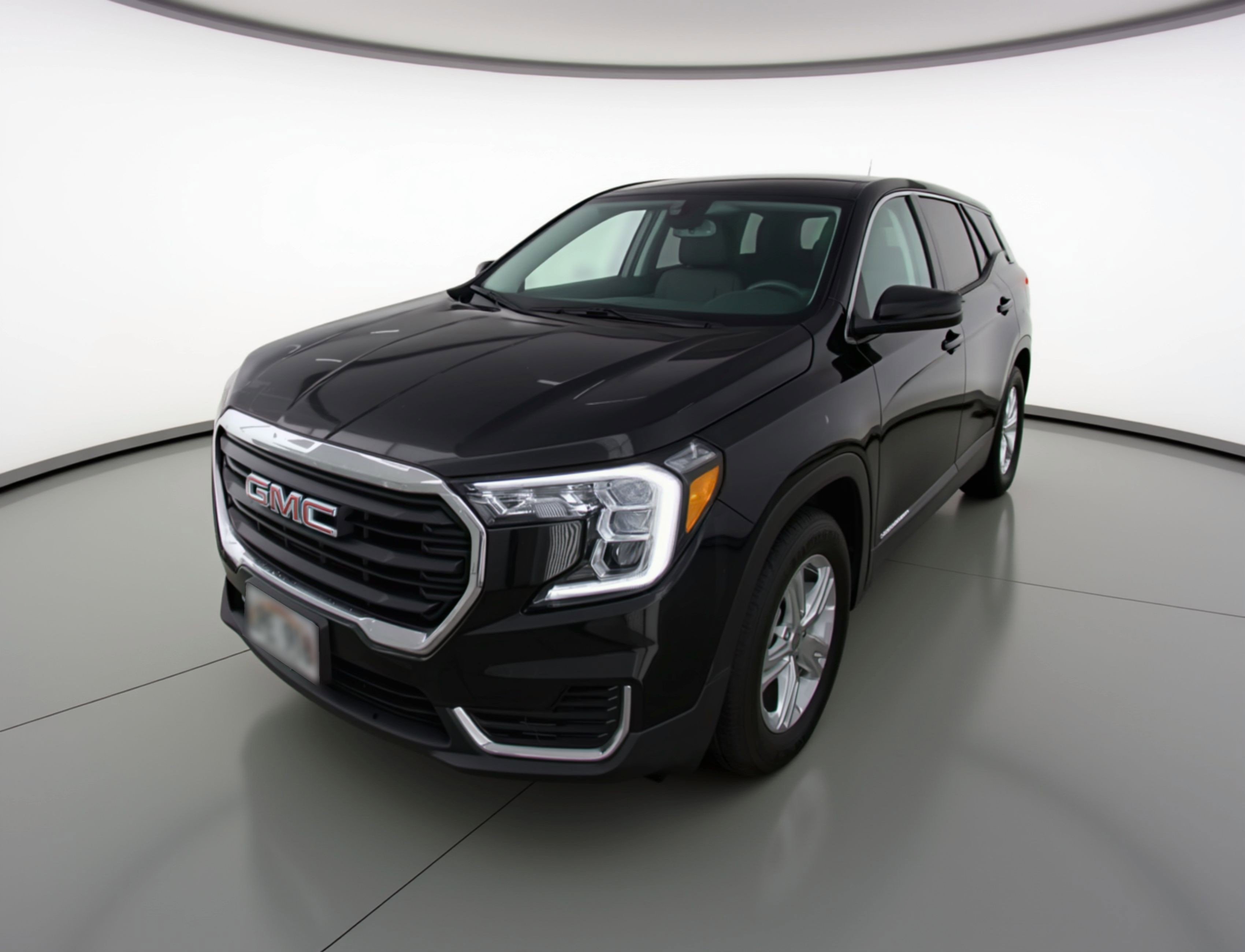 Used 2024 GMC Terrain SLE FWD image 3