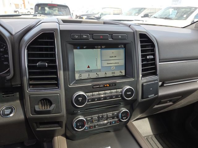 Used 2018 Ford Expedition Max XLT w/ Equipment Group 202A image 11