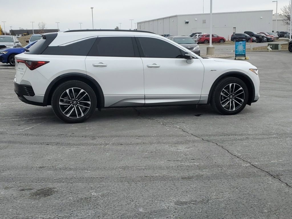 Used 2024 Acura ZDX A-Spec image 10