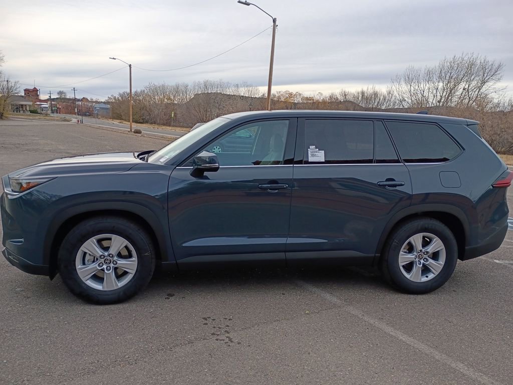New 2025 Toyota Tacoma TRD Sport image 41