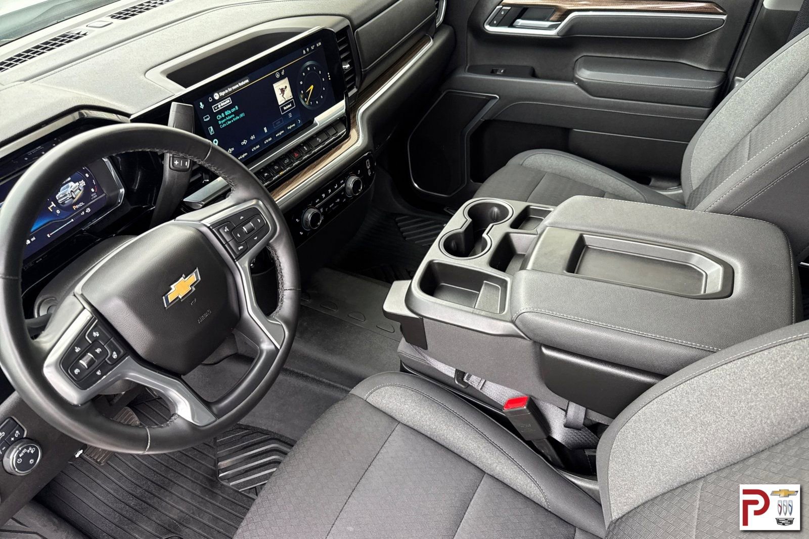Certified 2025 Chevrolet Silverado 1500 LT w/ Z71 Off-Road Package AWD/4WD image 10