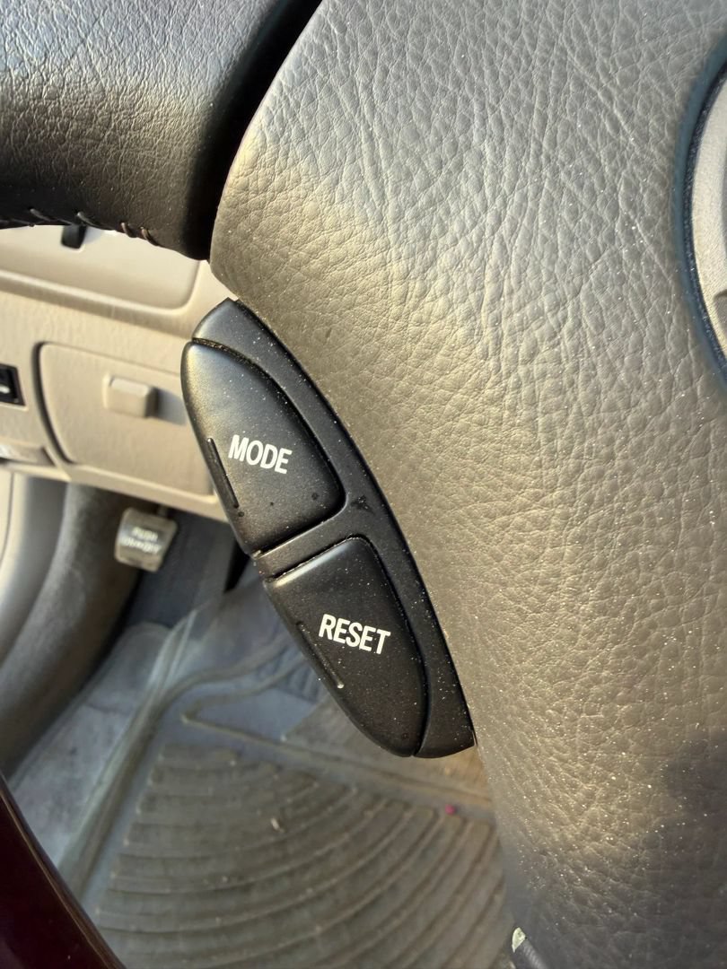 Used 2003 Lexus ES 330 w/ Premium Pkg FWD image 23