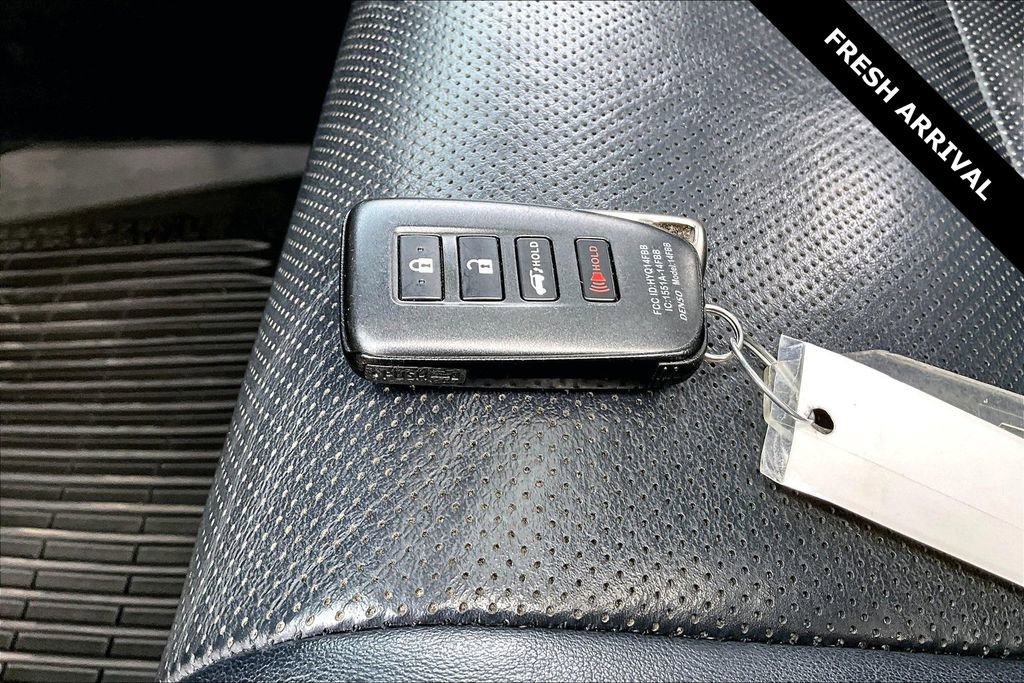 Used 2019 Lexus RX 350 AWD w/ Navigation Package image 34