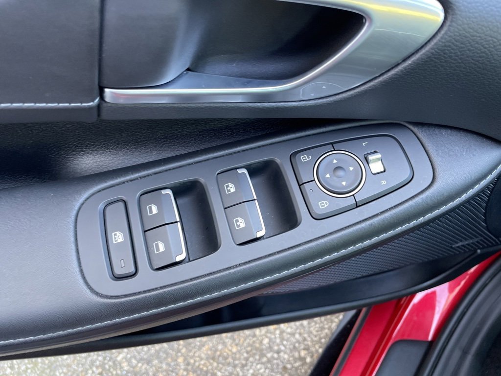 Used 2020 Hyundai Sonata Limited image 13