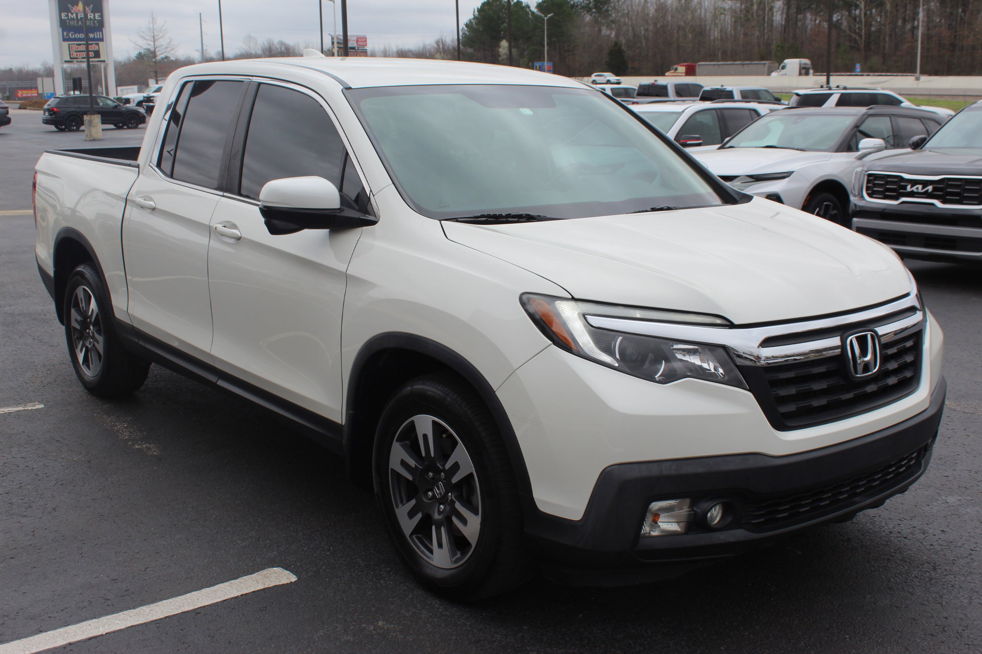 Used 2018 Honda Ridgeline RTL-T image 4