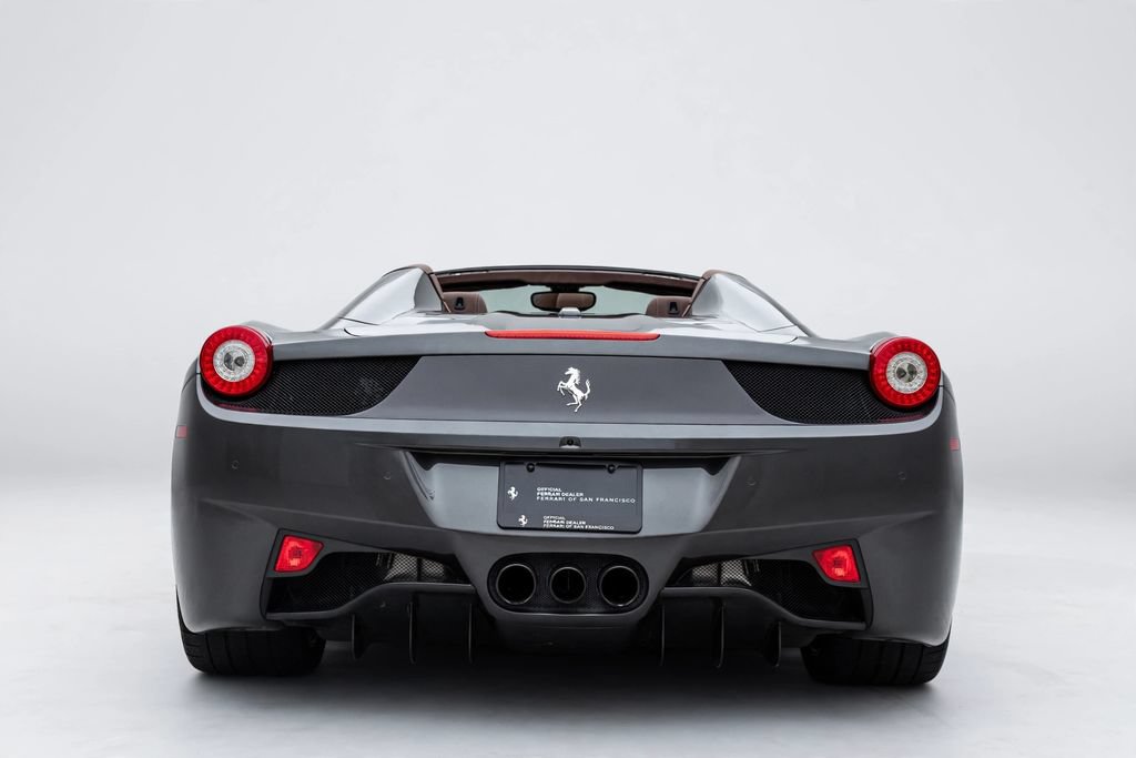 Used 2013 Ferrari 458 Spider RWD image 22