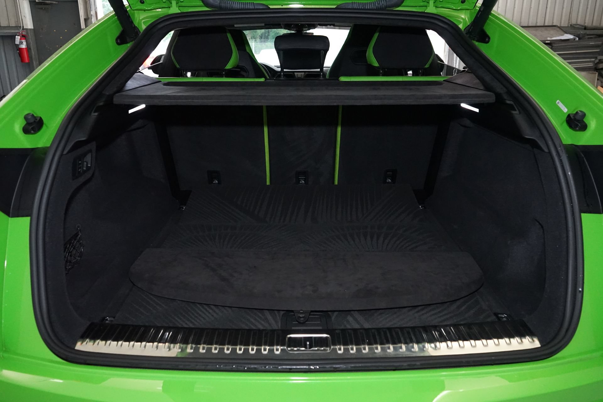 Used 2022 Lamborghini Urus AWD/4WD image 34
