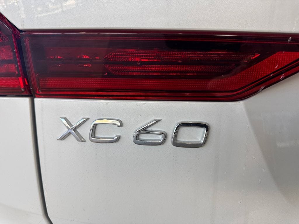 New 2026 Volvo XC60 T8 Polestar w/ Protection Package Premier AWD/4WD image 9