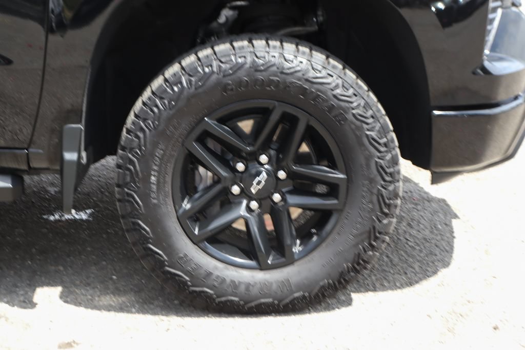 Used 2026 Chevrolet Silverado 1500 LT Trail Boss w/ LT Trail Boss Premium Package AWD/4WD image 42