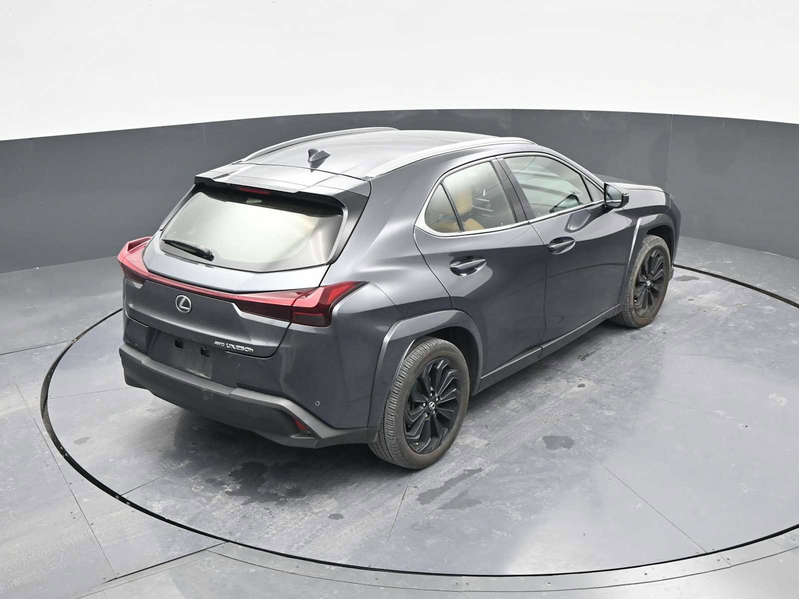 Used 2024 Lexus UX 250h Premium image 30