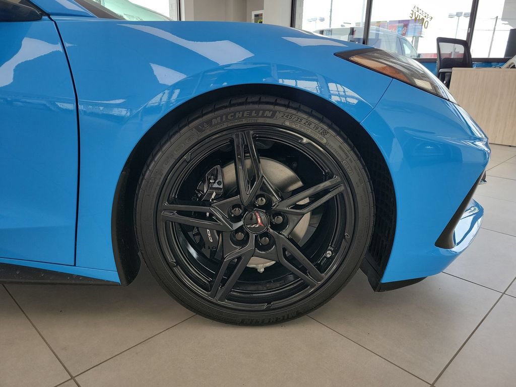 Used 2022 Chevrolet Corvette Stingray Premium Cpe w/ Battery Protection Package RWD image 7