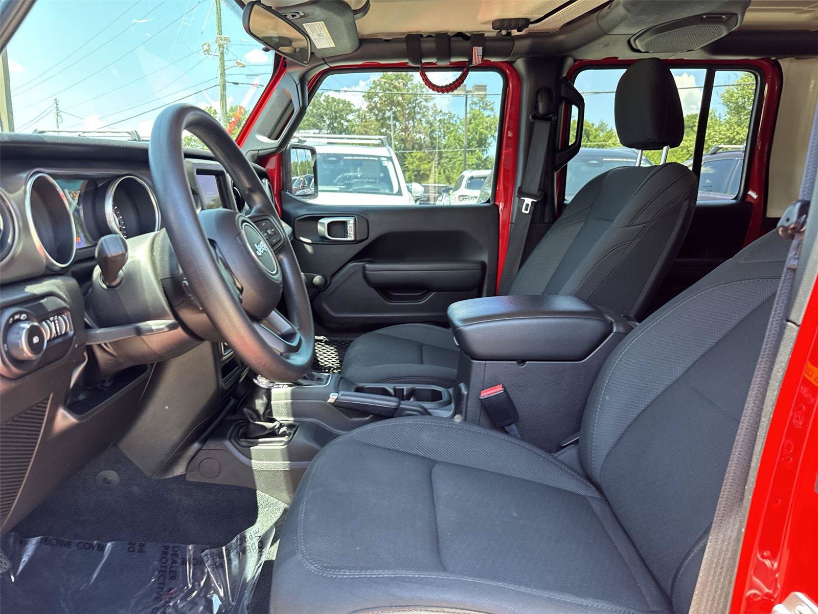 Used 2022 Jeep Wrangler Unlimited Sport AWD/4WD image 10