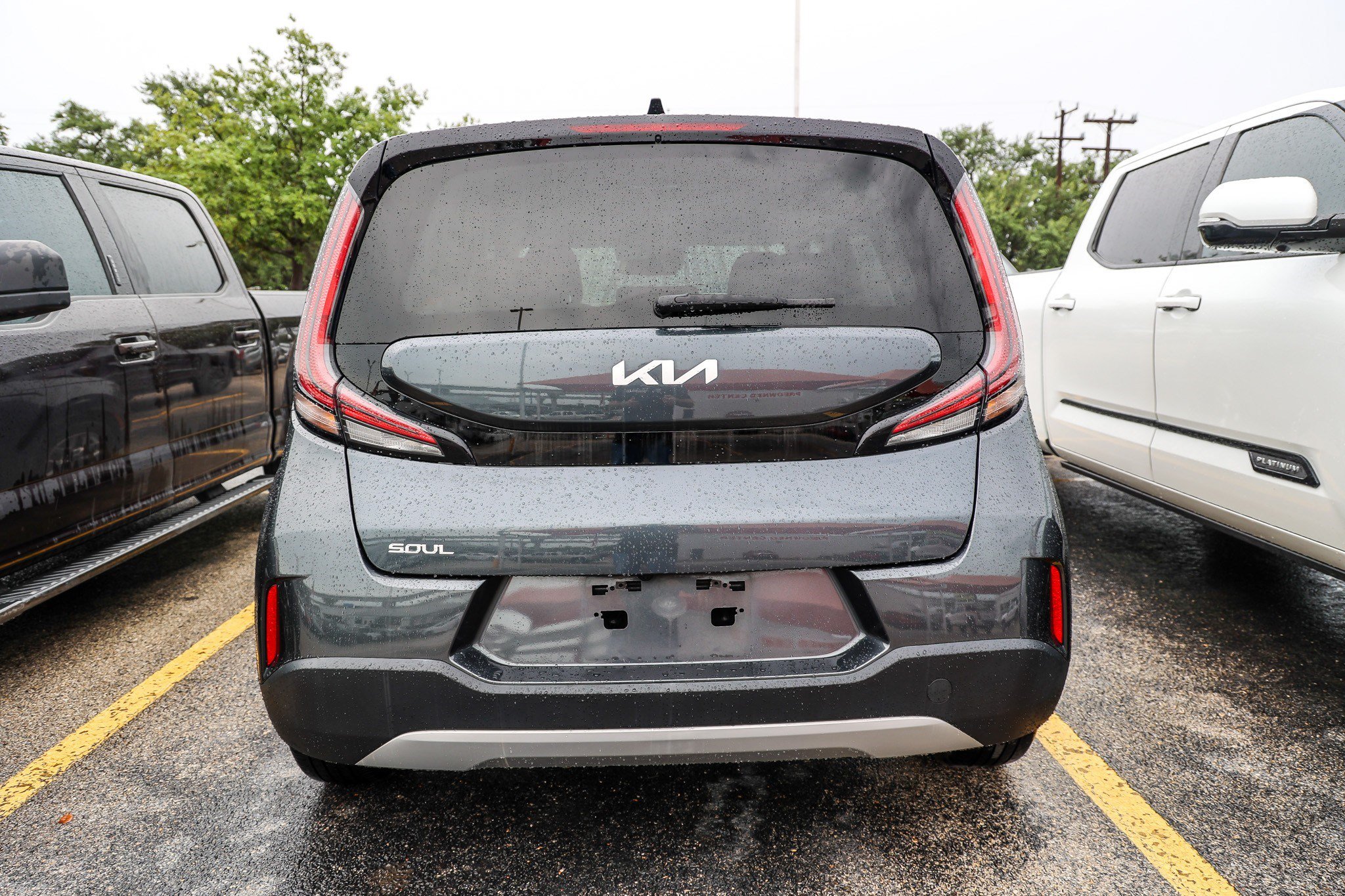 Used 2024 Kia Soul LX w/ Option Group 015 FWD image 9