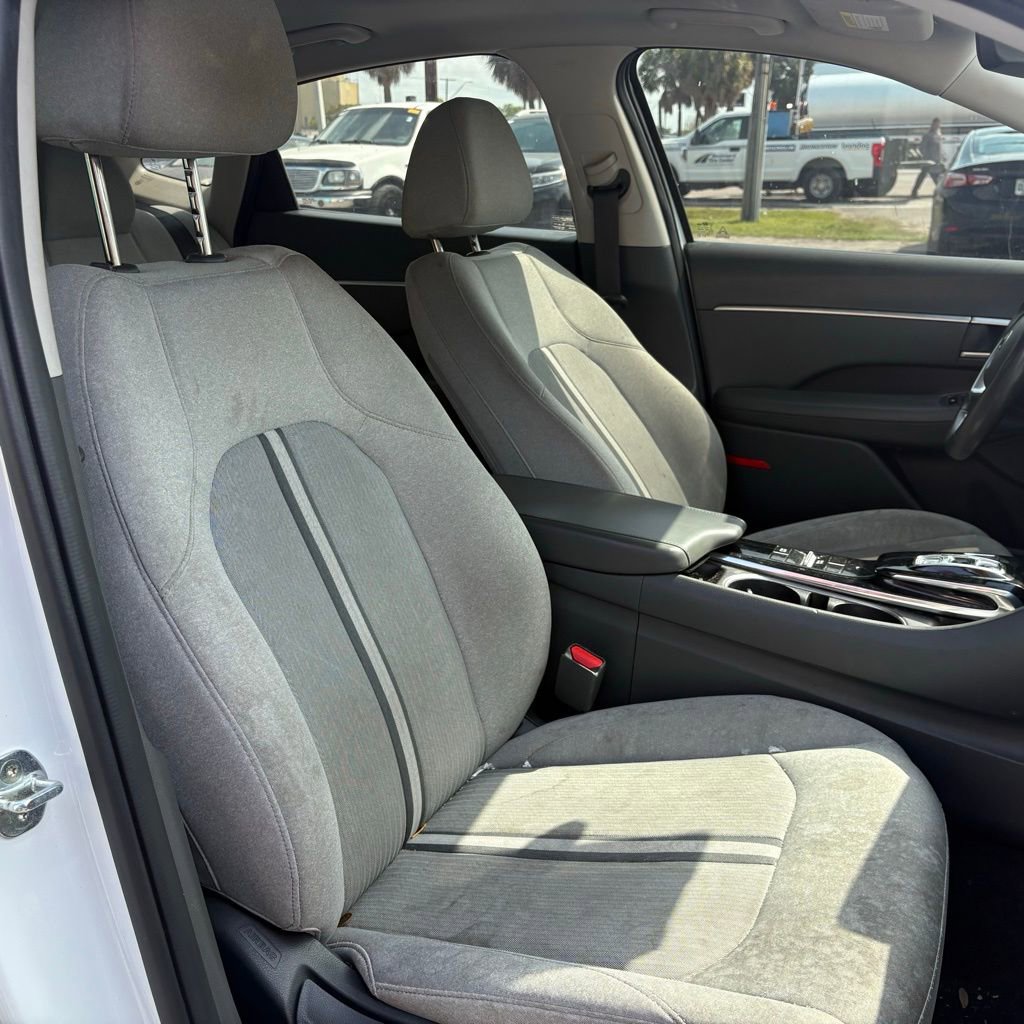 Used 2021 Hyundai Sonata SEL w/ Convenience Package image 15