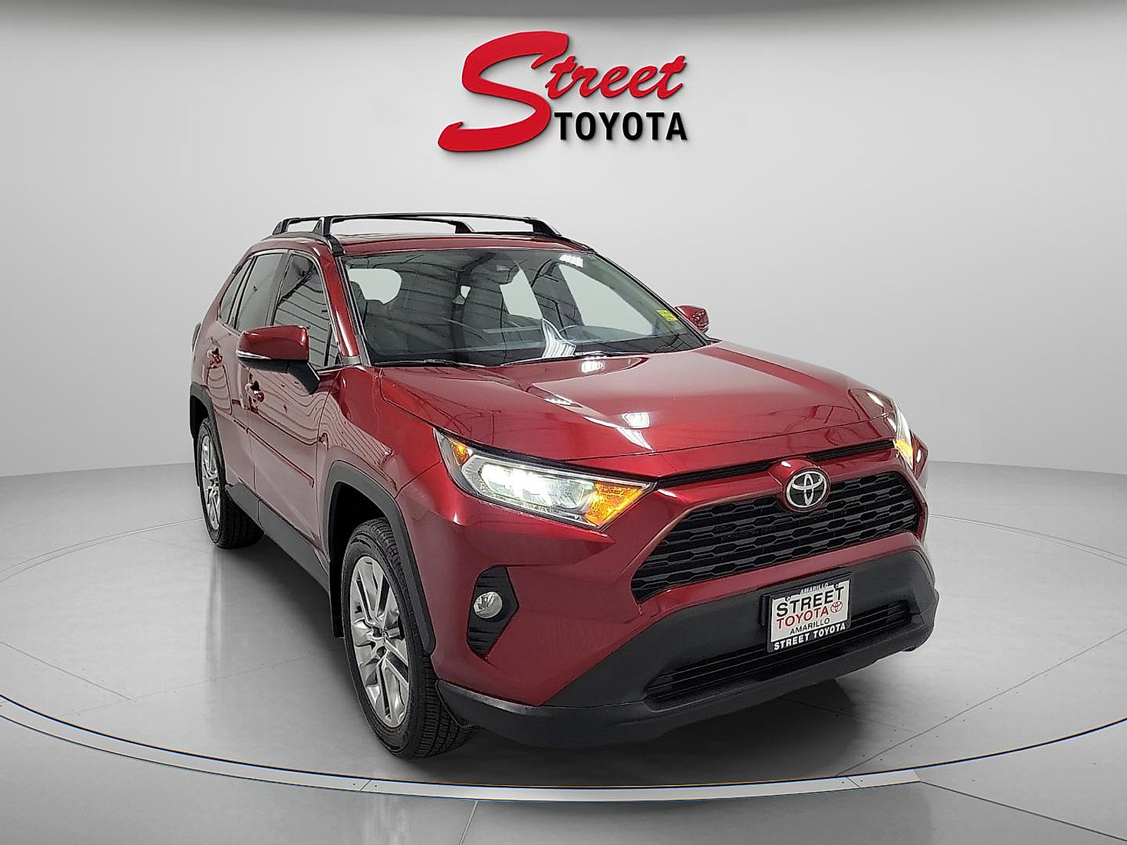 Certified 2021 Toyota RAV4 XLE Premium image 5