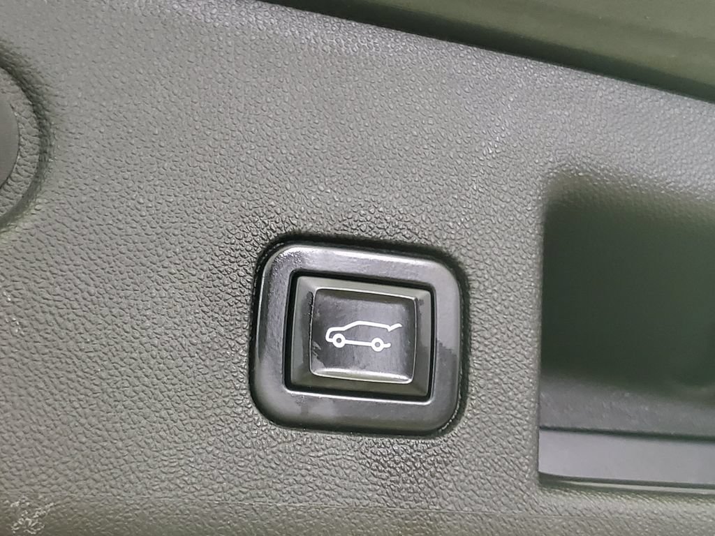 Used 2022 Chevrolet Equinox LT FWD image 28