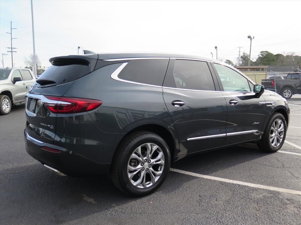 Used 2019 Buick Enclave Avenir w/ Avenir Technology Package image 3