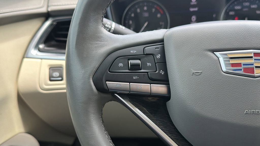 Used 2021 Cadillac XT6 Premium Luxury image 21