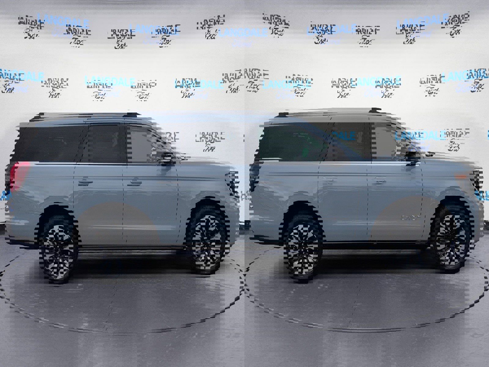 New 2025 Ford Expedition Max Platinum w/ Driver's Package video 3