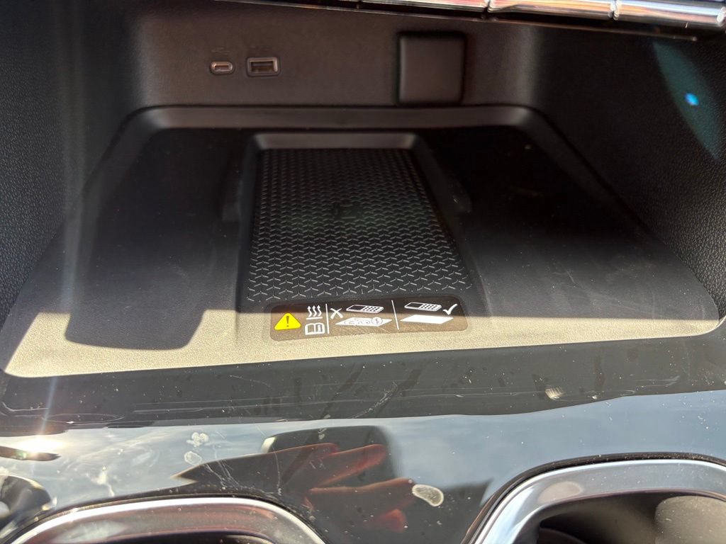 New 2027 Chevrolet Traverse RS w/ LPO, Floor Liner Package AWD/4WD image 26