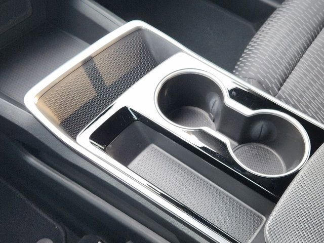 Used 2025 Chevrolet Equinox LT w/ Safety and Technology Package image 23